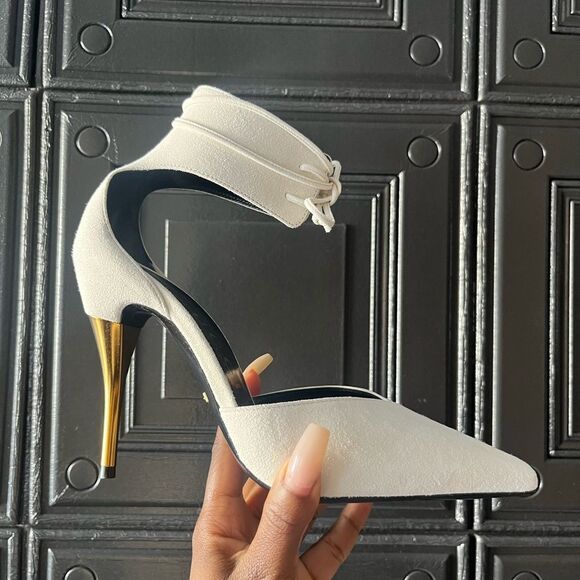 Gucci Suede Pumps - Picture 1 of 8